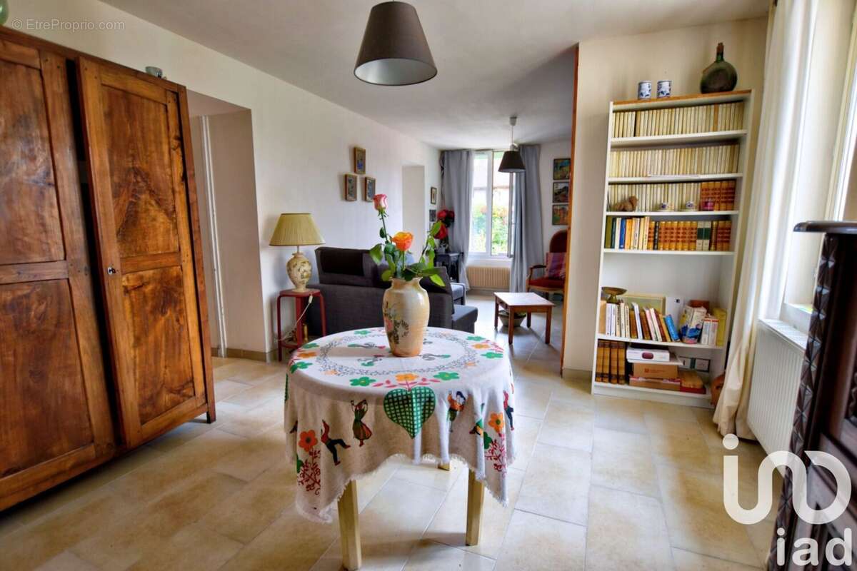 Photo 3 - Maison à MONDEVILLE