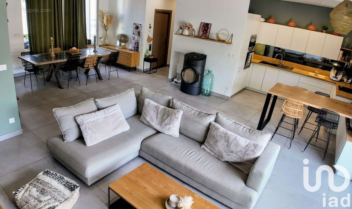 Photo 4 - Commerce à SAINT-CHAMOND