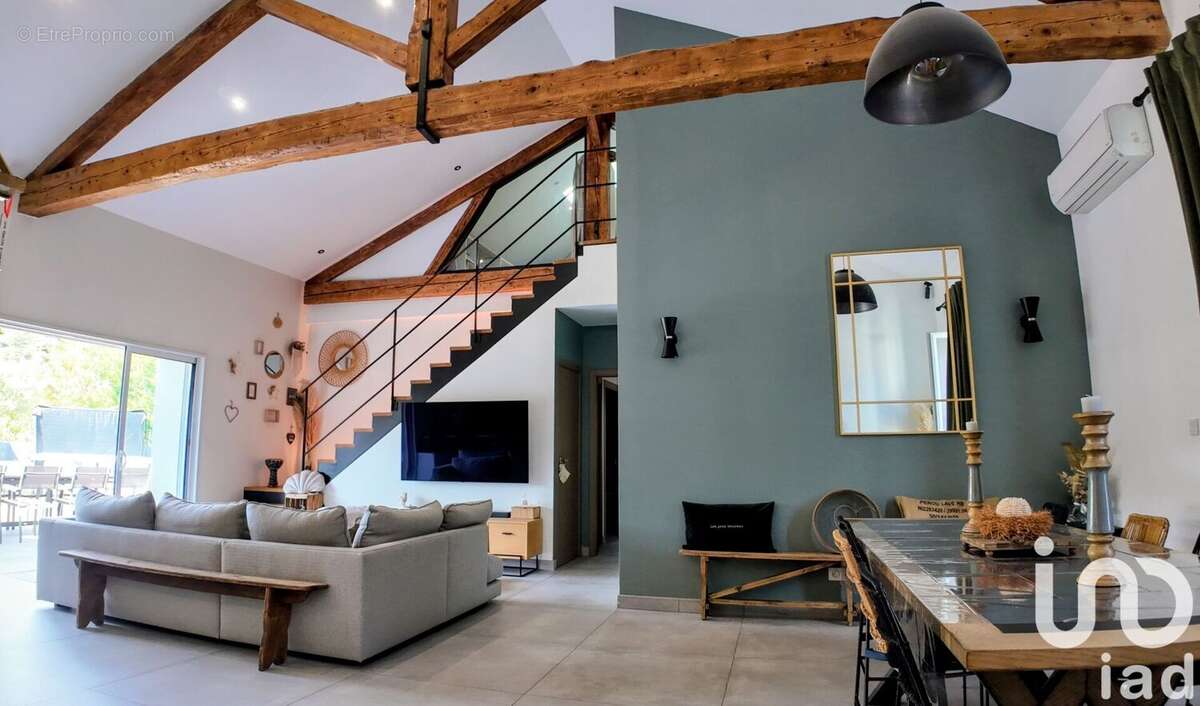 Photo 6 - Commerce à SAINT-CHAMOND