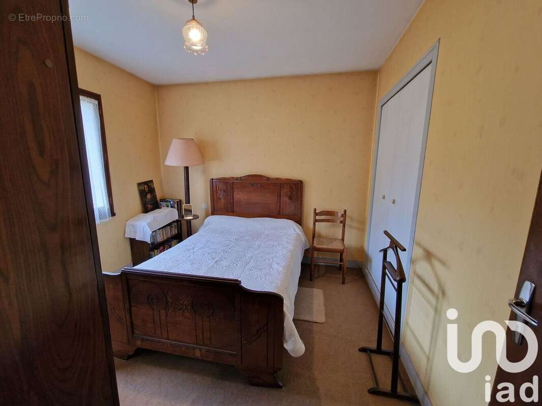 Photo 6 - Maison à SAINT-SAUD-LACOUSSIERE