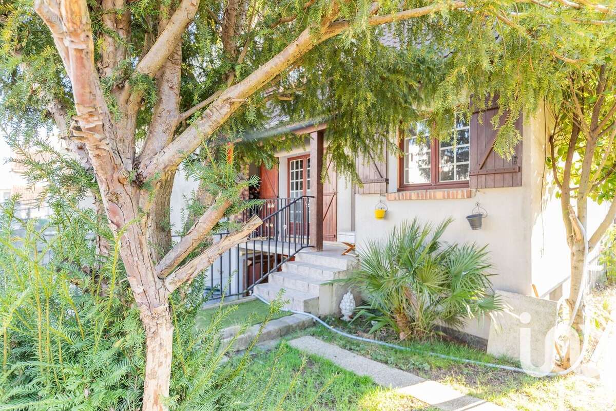 Photo 3 - Maison à VIRY-CHATILLON