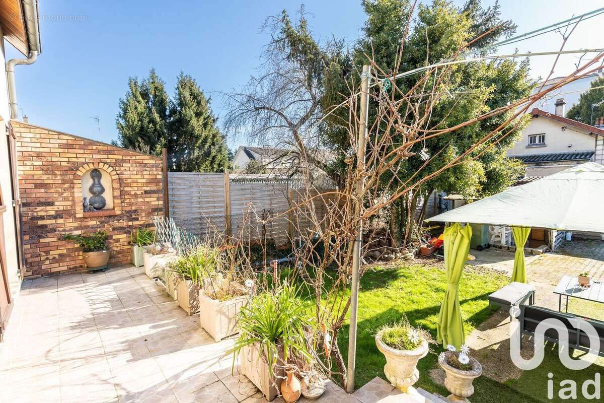 Photo 4 - Maison à VIRY-CHATILLON