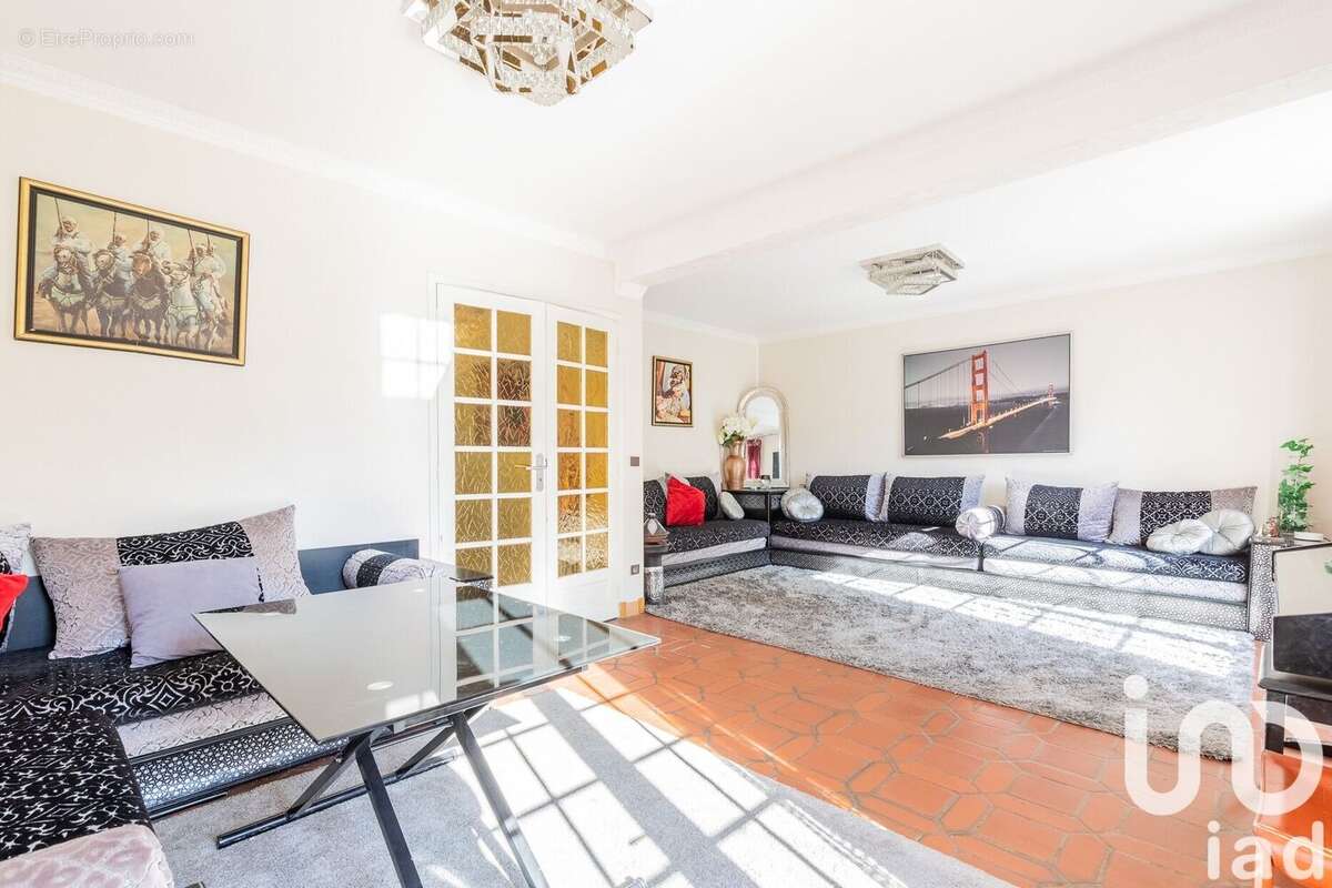 Photo 5 - Maison à VIRY-CHATILLON