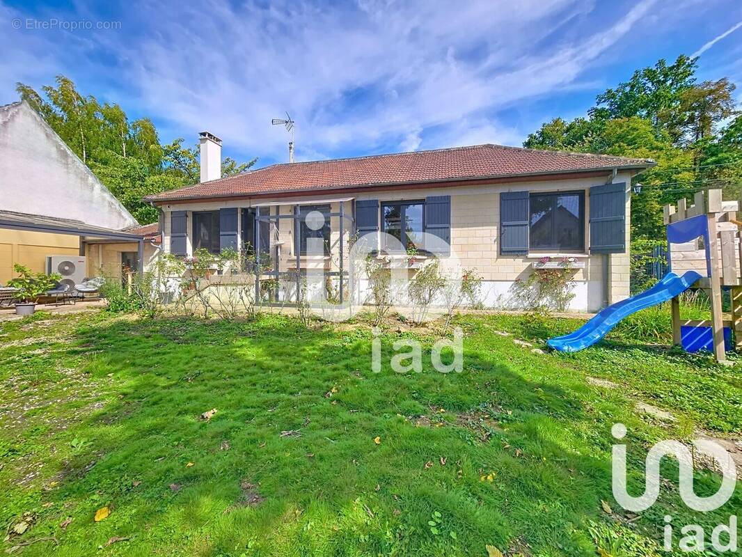 Photo 1 - Maison à GRETZ-ARMAINVILLIERS