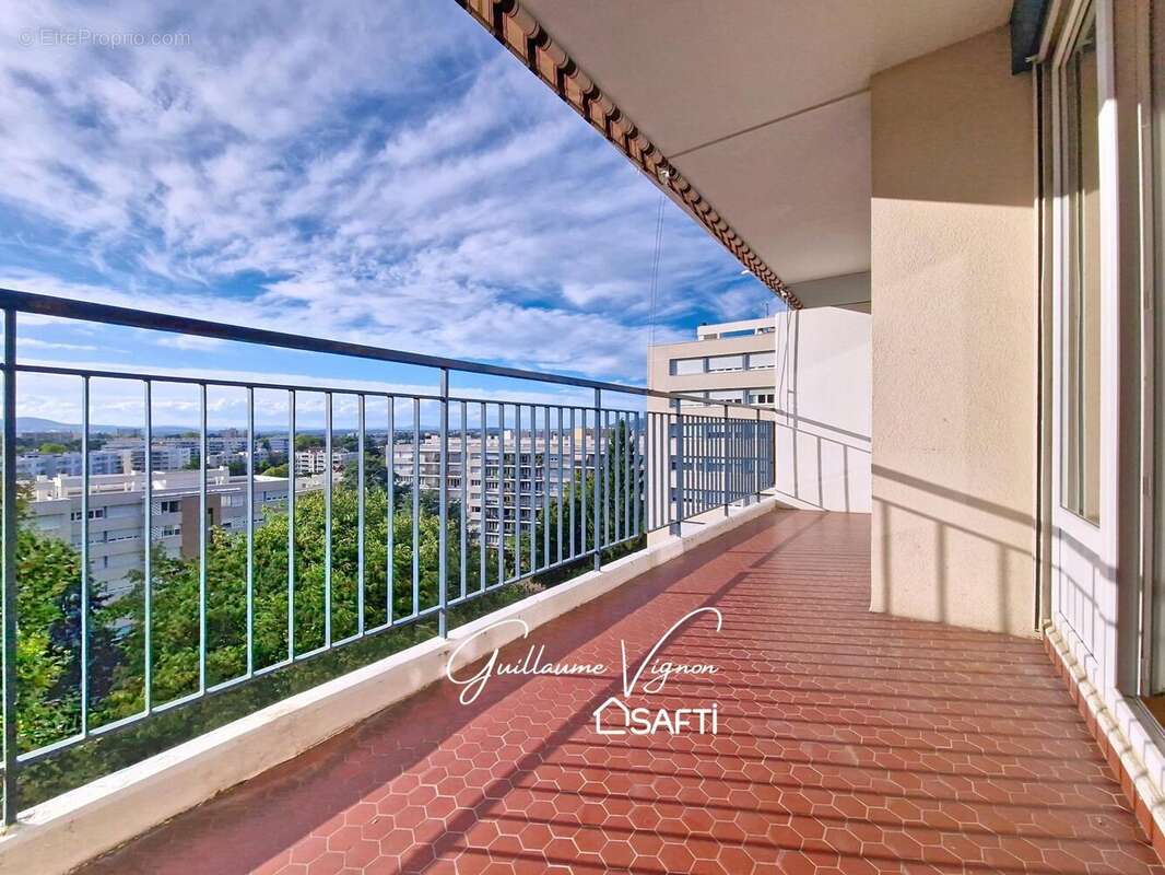 Photo 2 - Appartement à SAINTE-FOY-LES-LYON