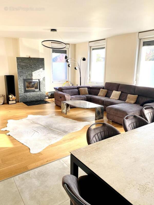 Photo 1 - Maison à JENLAIN