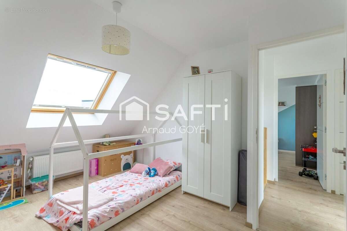 Photo 6 - Maison à LOUPLANDE