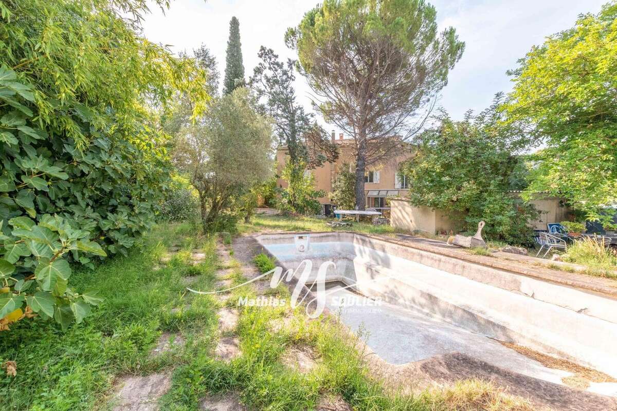 Photo 6 - Maison à SAINT-CANNAT