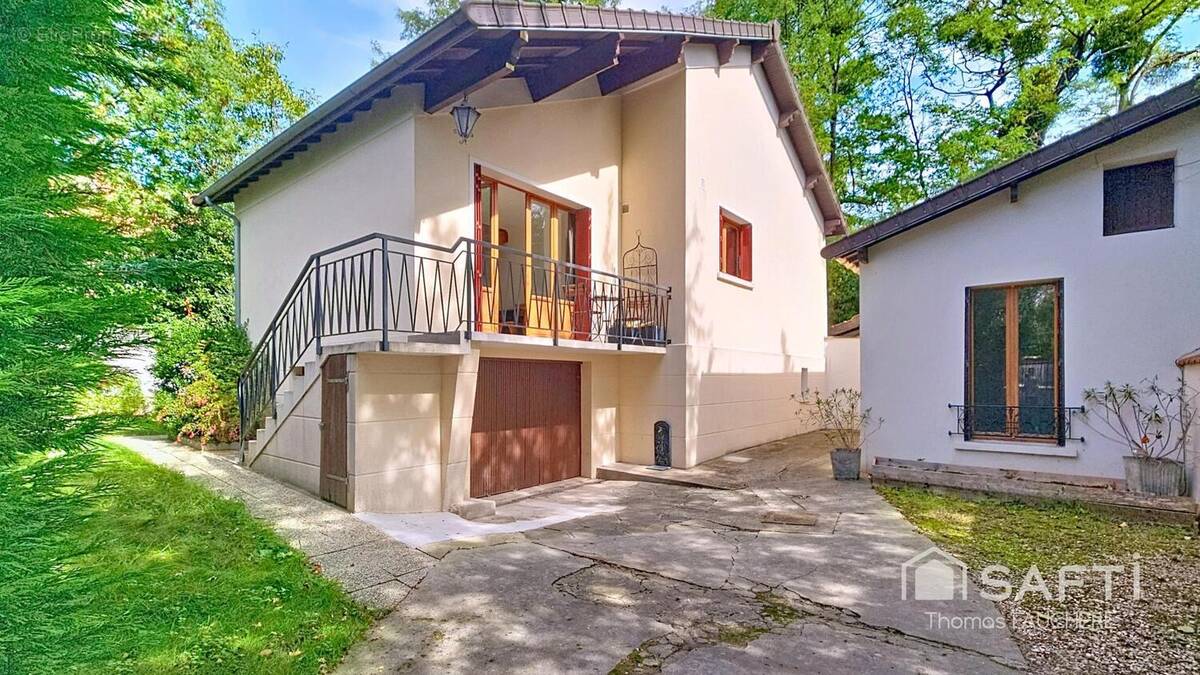 Photo 1 - Maison à NEUILLY-PLAISANCE