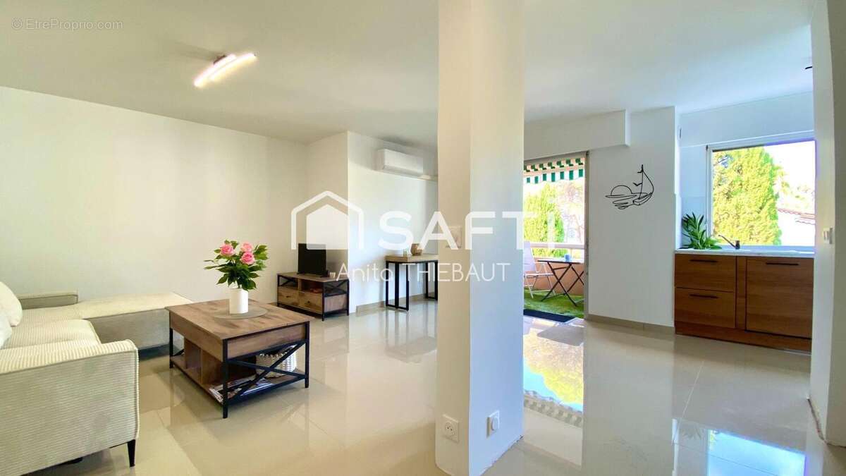 Photo 2 - Appartement à SAINT-RAPHAEL