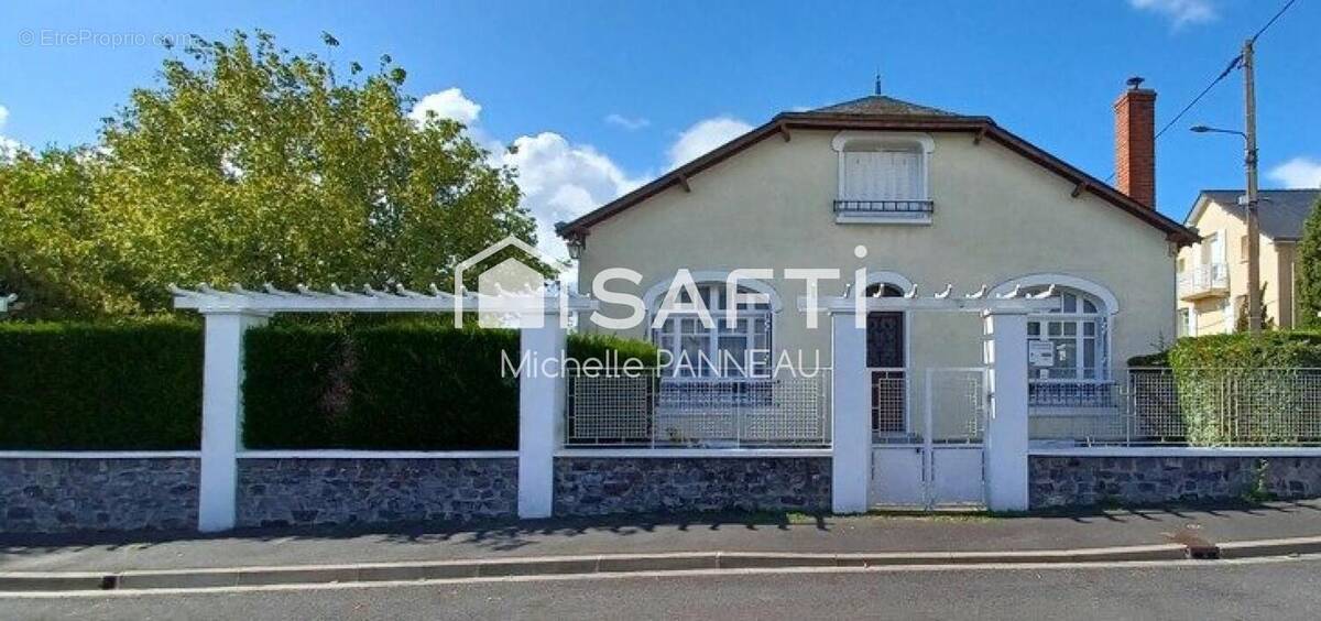 Photo 1 - Maison à MALICORNE-SUR-SARTHE