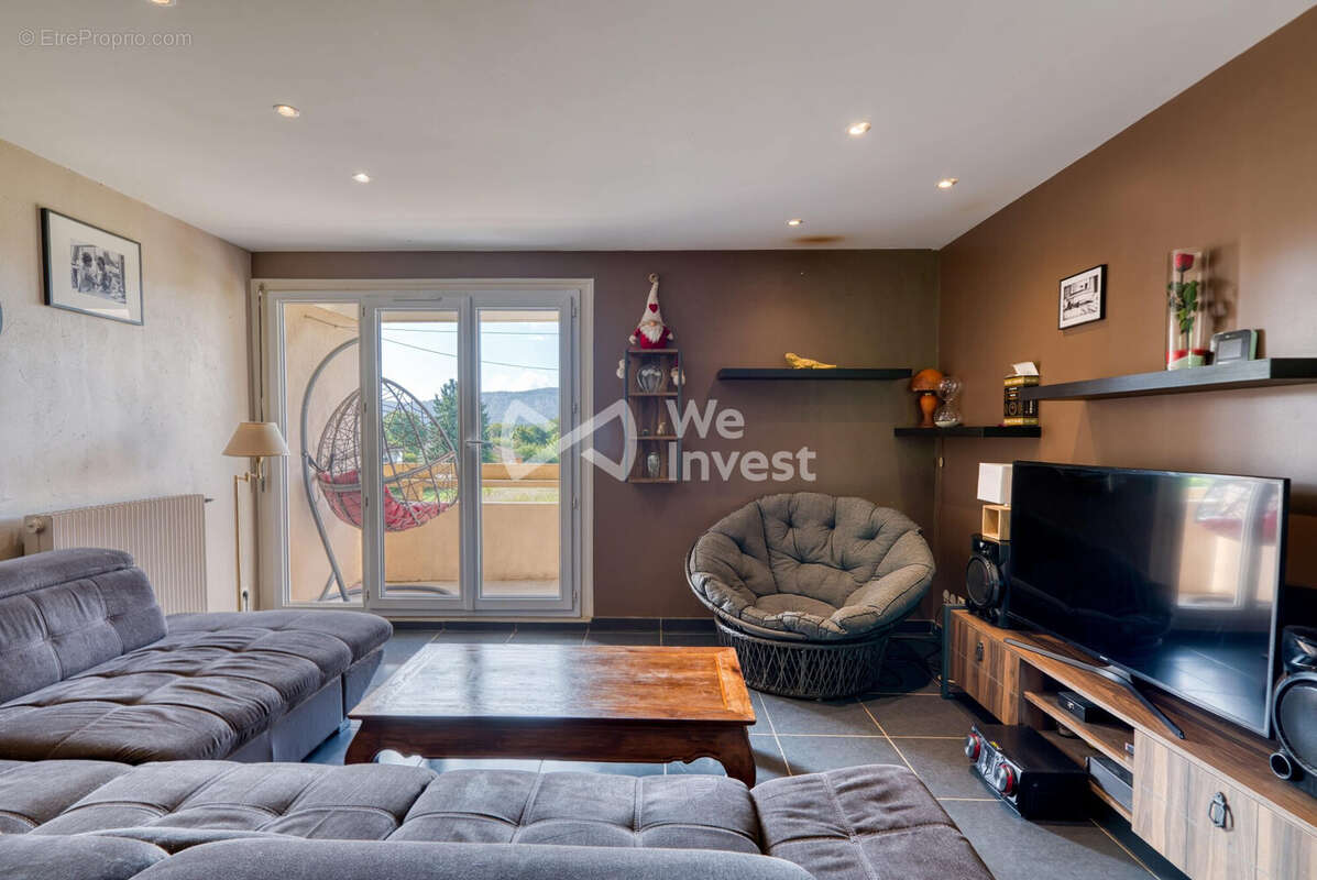 Appartement à LAGNIEU