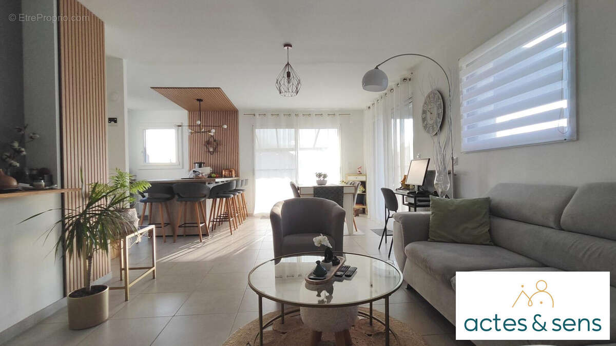 Maison à CHAPAREILLAN