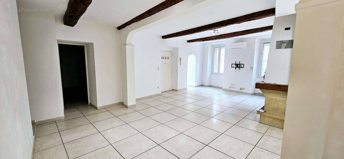 Appartement à GONFARON