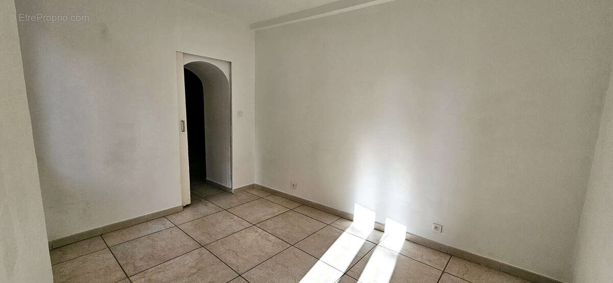 Appartement à GONFARON