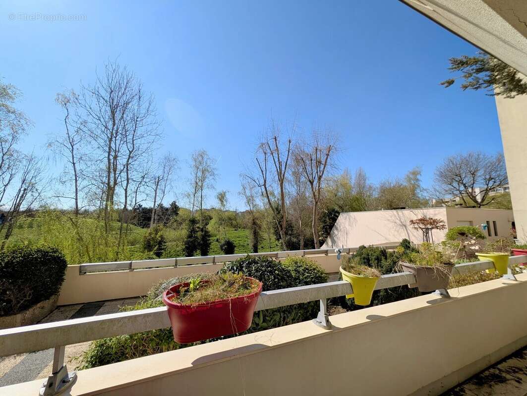 Appartement à ELANCOURT