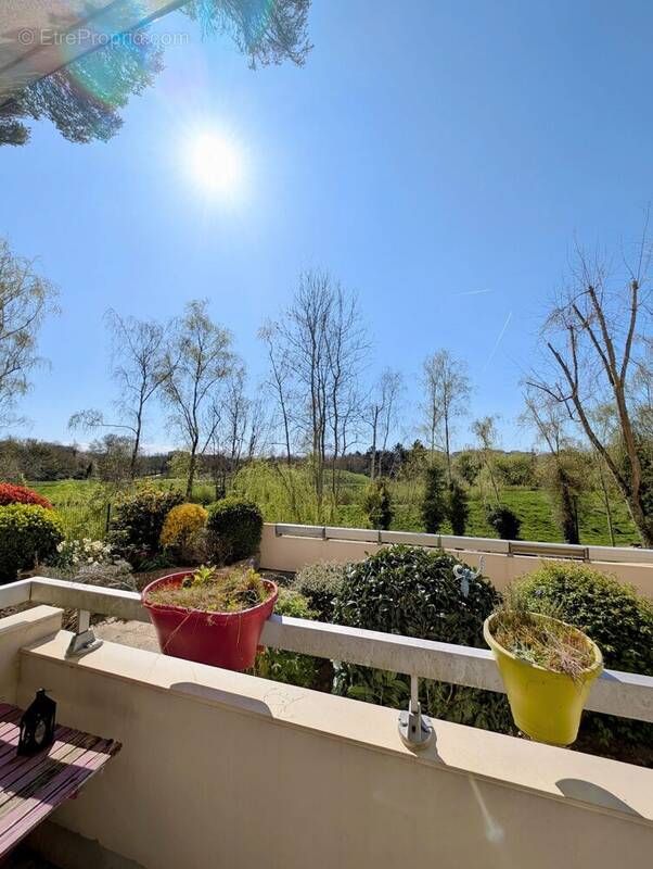 Appartement à ELANCOURT