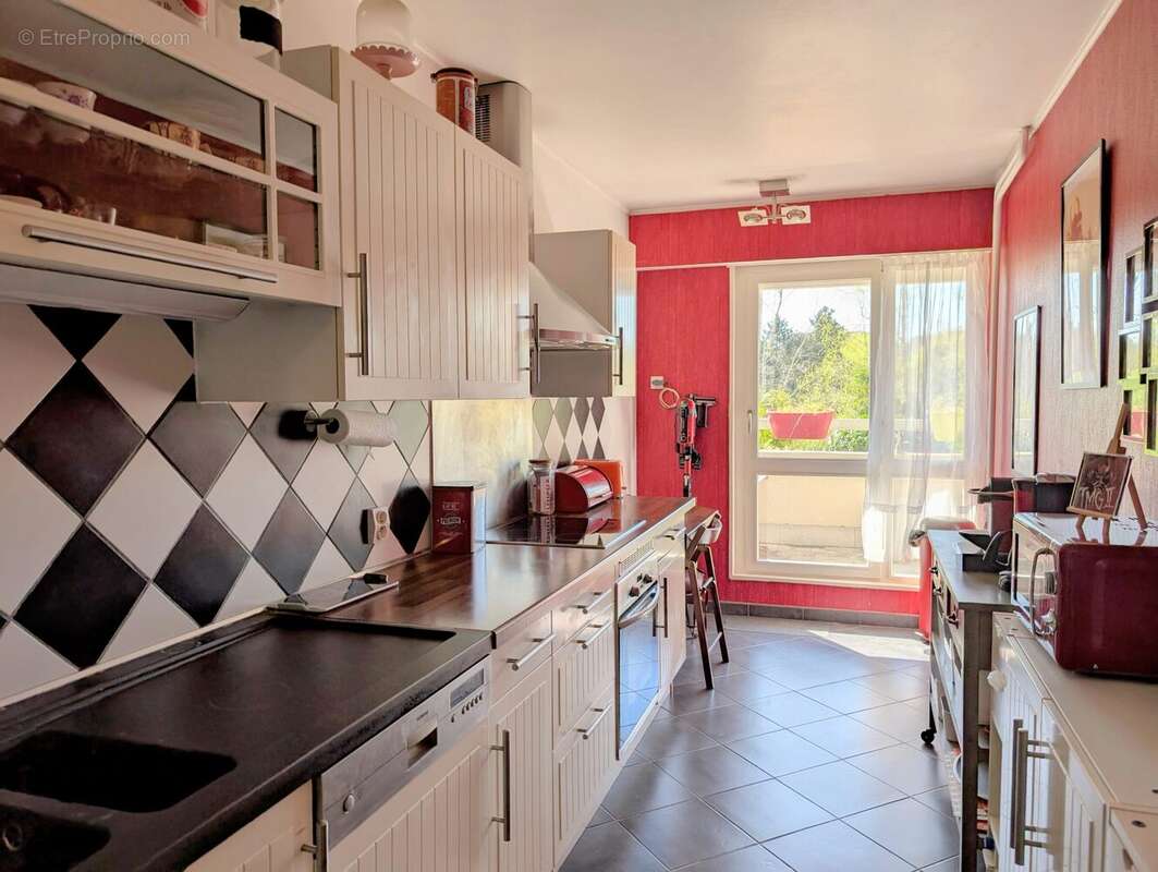 Appartement à ELANCOURT