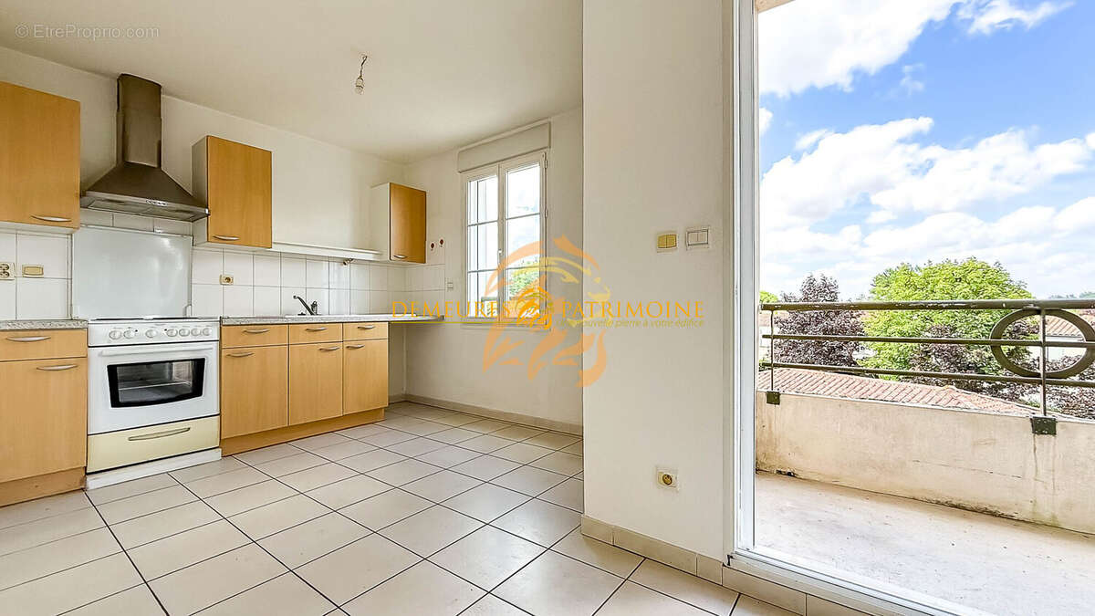 Appartement à SAINT-YRIEIX-SUR-CHARENTE