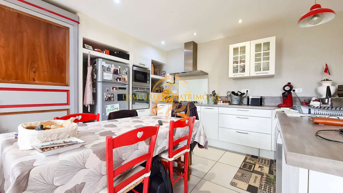 Maison à CHERVES-RICHEMONT