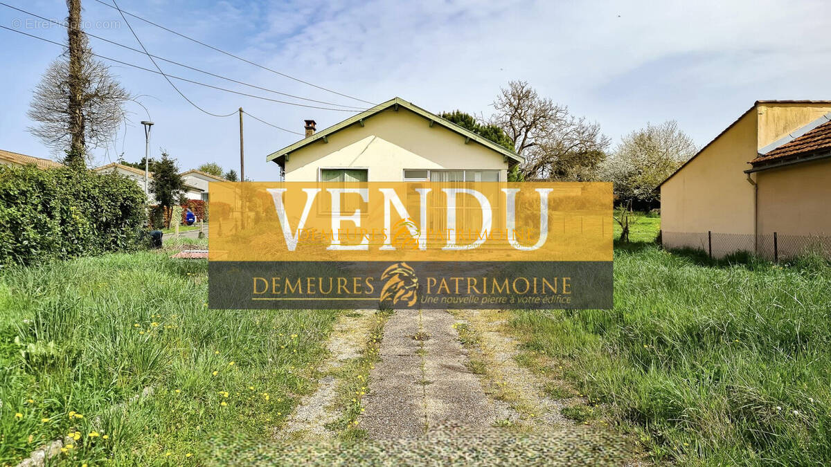 Maison à SAINT-YRIEIX-SUR-CHARENTE