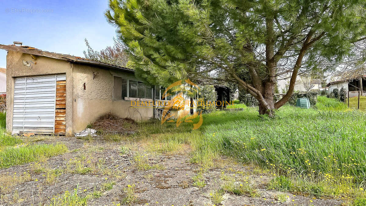 Maison à SAINT-YRIEIX-SUR-CHARENTE