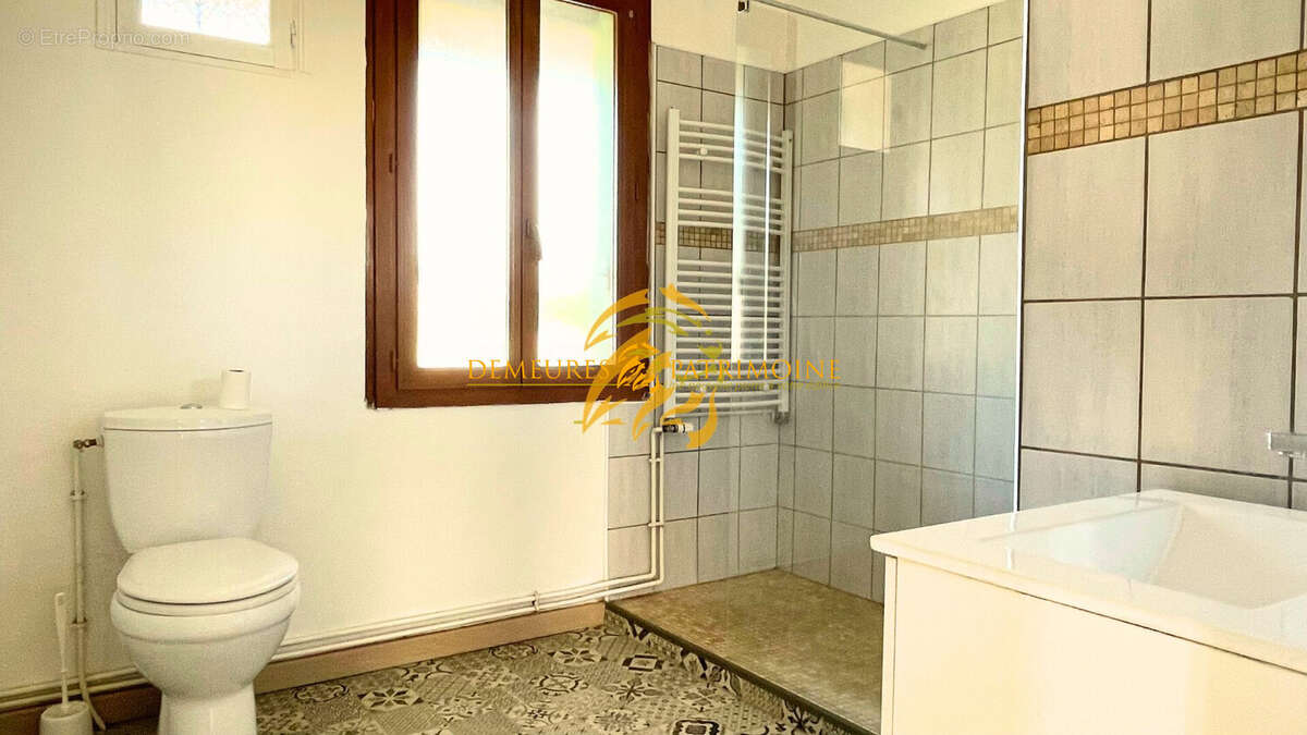 Maison à GOND-PONTOUVRE