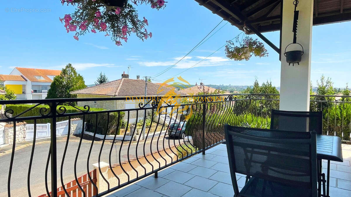 Maison à GOND-PONTOUVRE