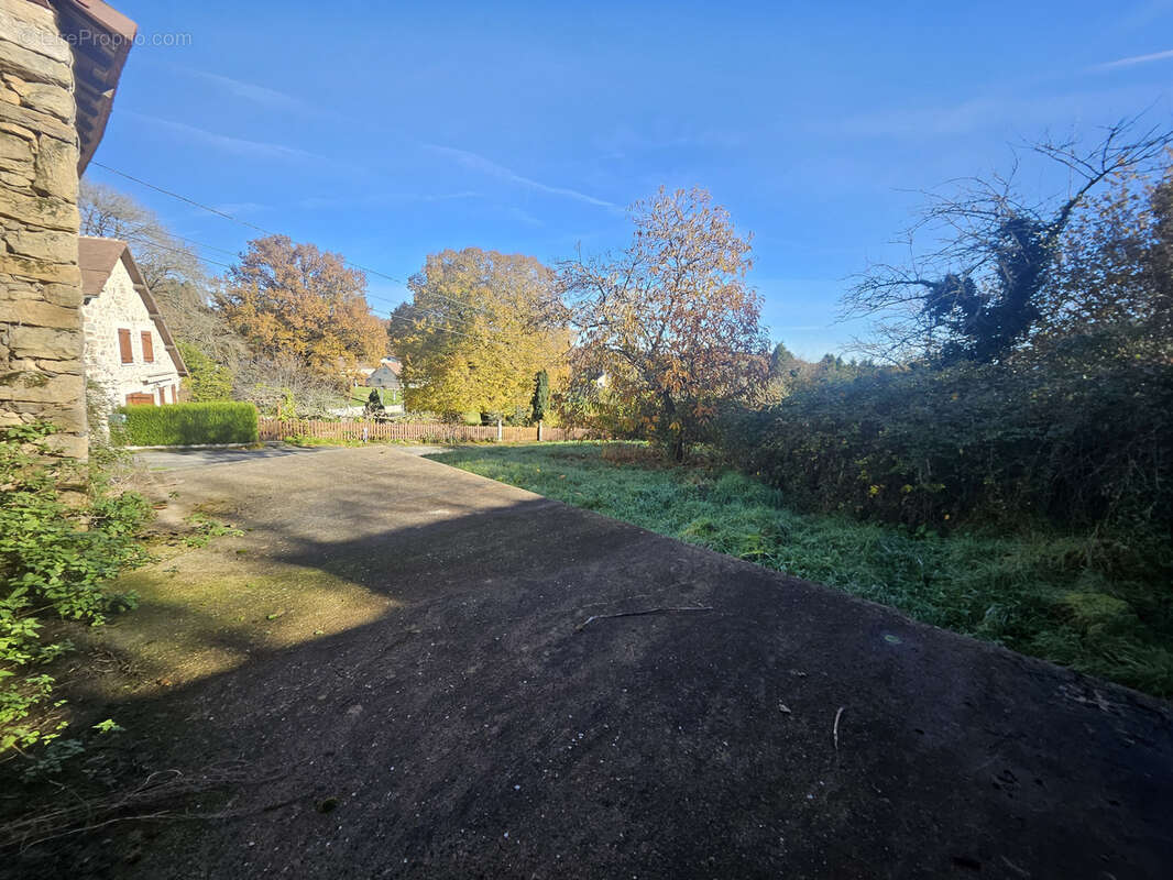 Maison à SAINT-HILAIRE-LES-PLACES
