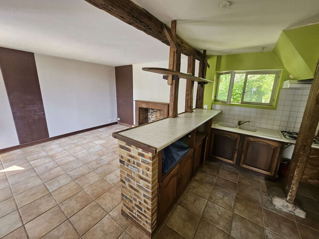Maison à AIXE-SUR-VIENNE
