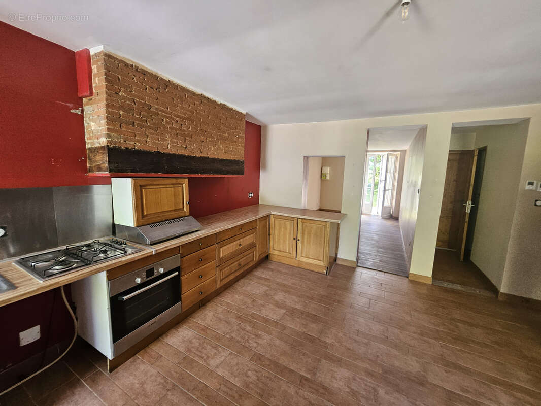 Maison à AIXE-SUR-VIENNE