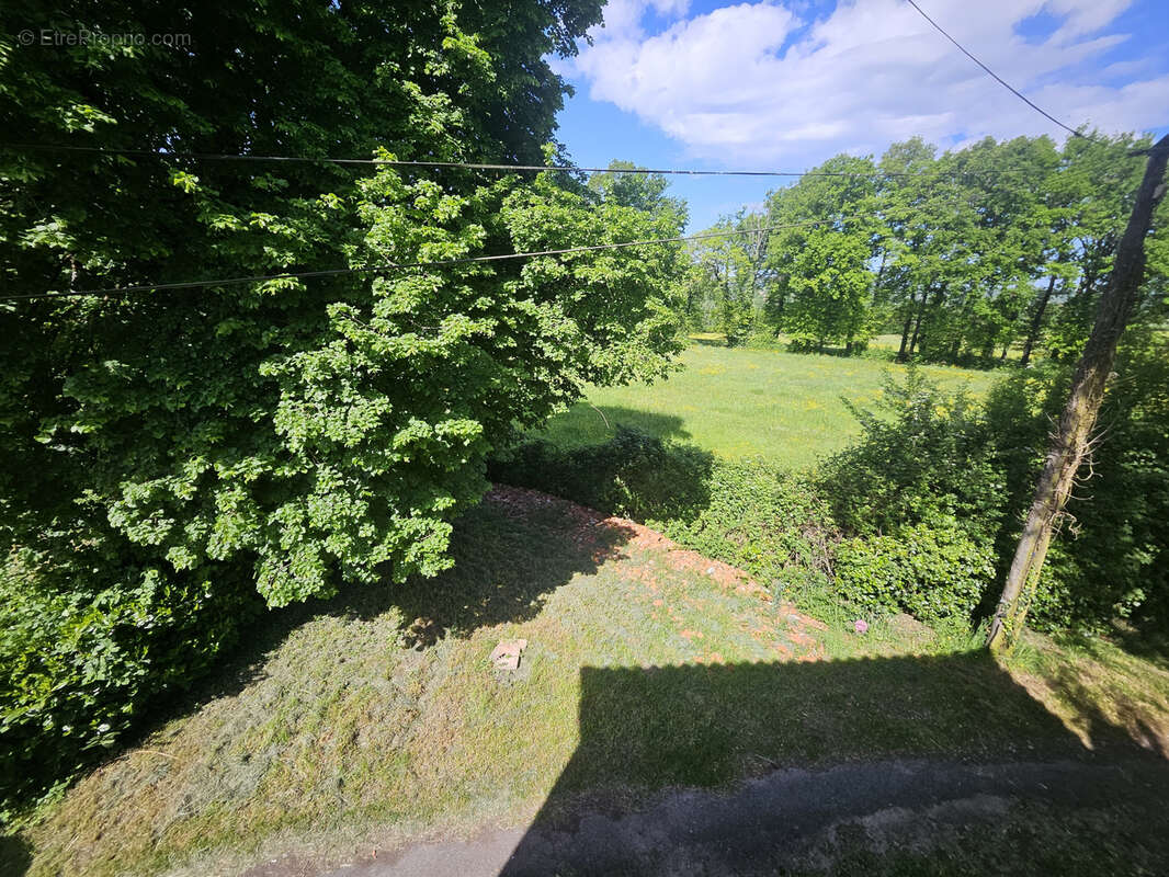 Maison à AIXE-SUR-VIENNE