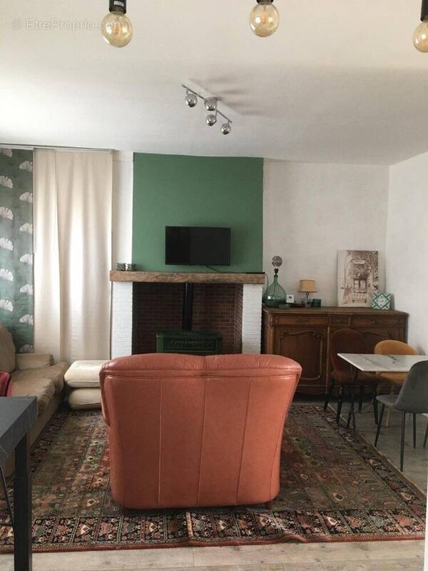 Maison à BOUVAINCOURT-SUR-BRESLE