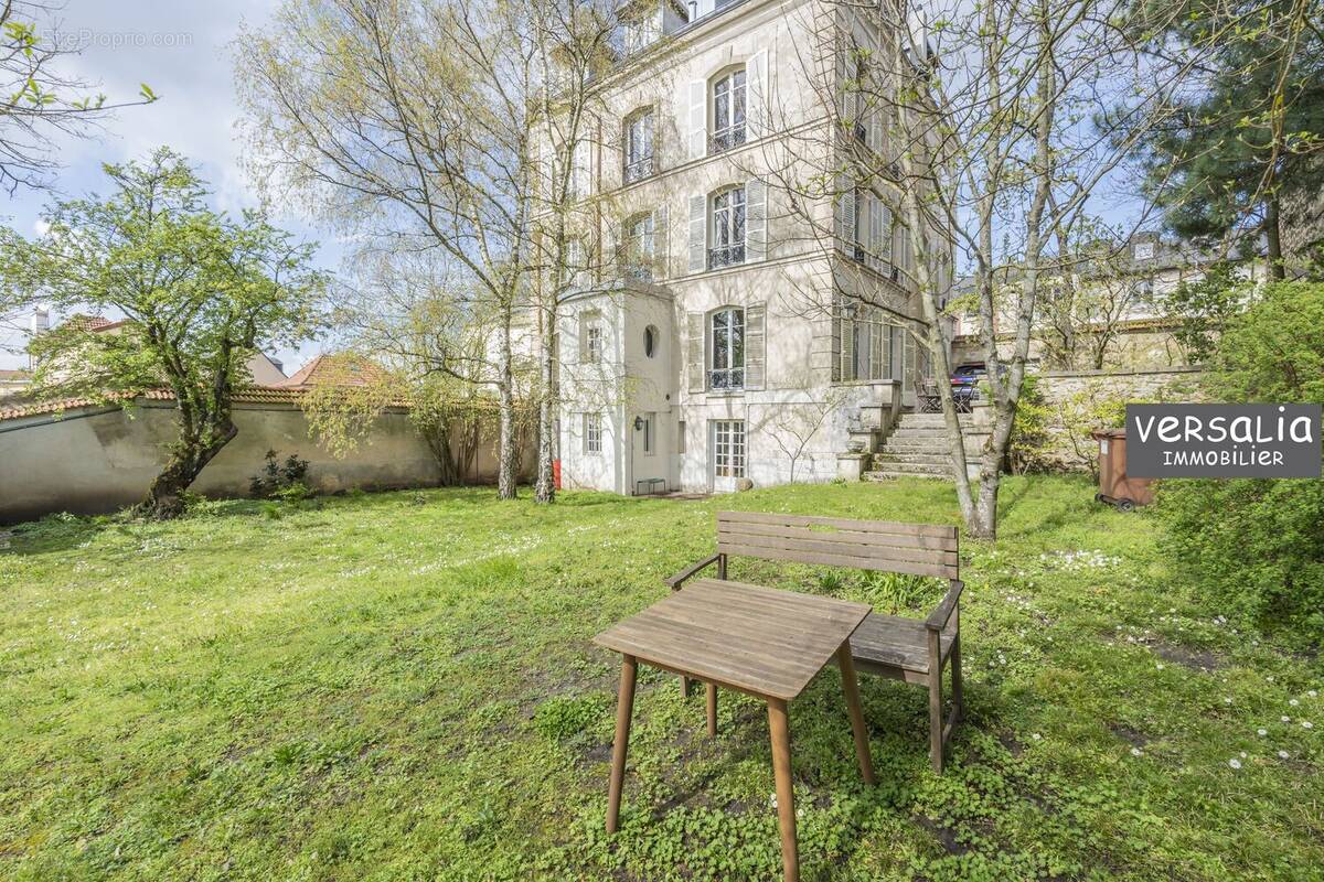 Appartement à VERSAILLES