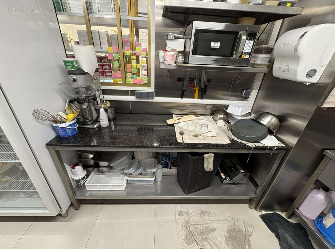 Commerce à SAINT-PIERRE