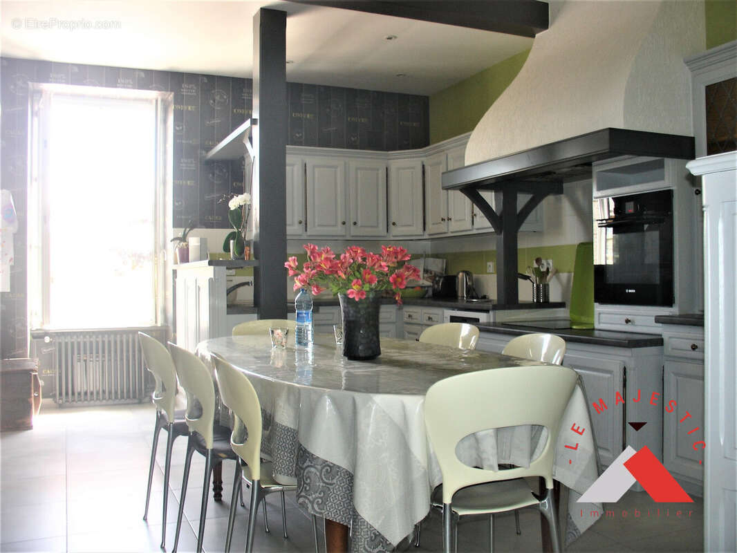 Maison à DOL-DE-BRETAGNE