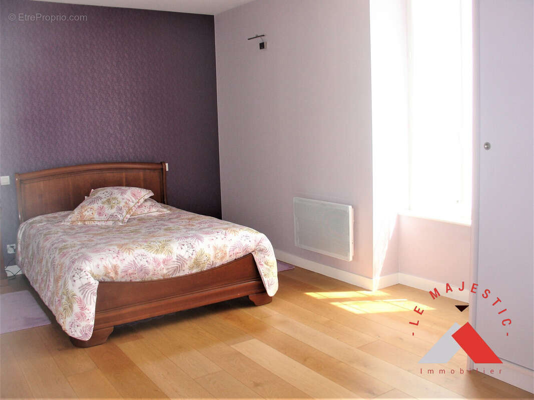 Maison à DOL-DE-BRETAGNE