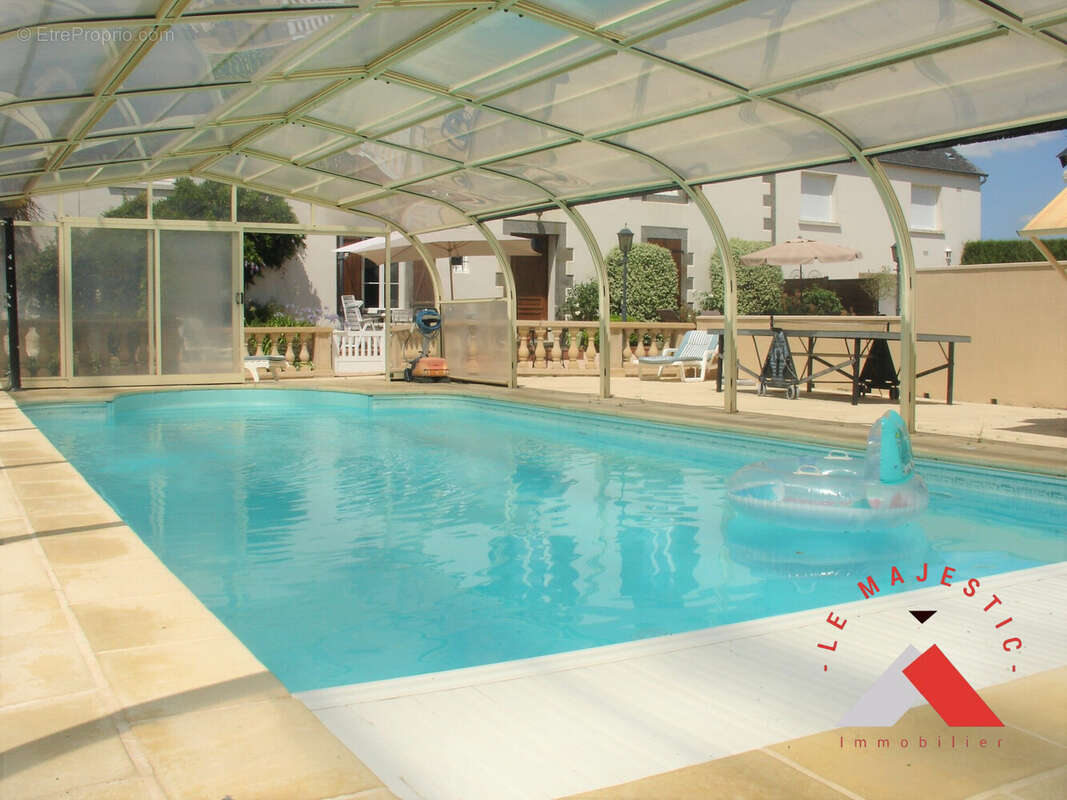 Maison à DOL-DE-BRETAGNE