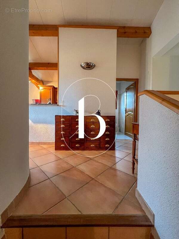 Maison à GOUDARGUES