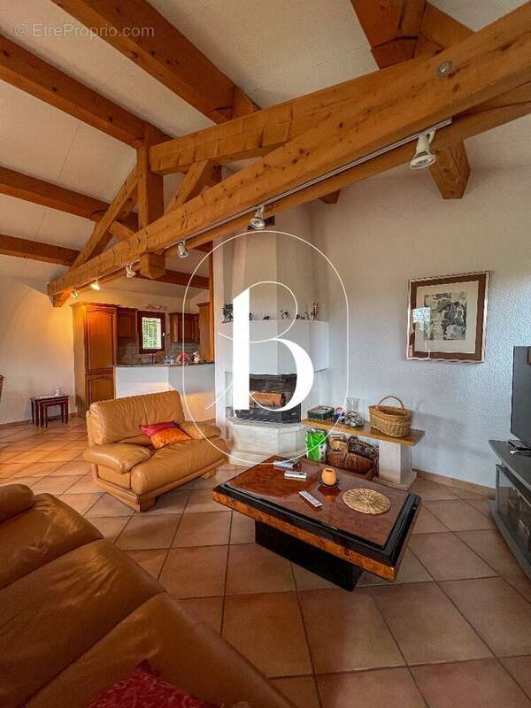 Maison à GOUDARGUES