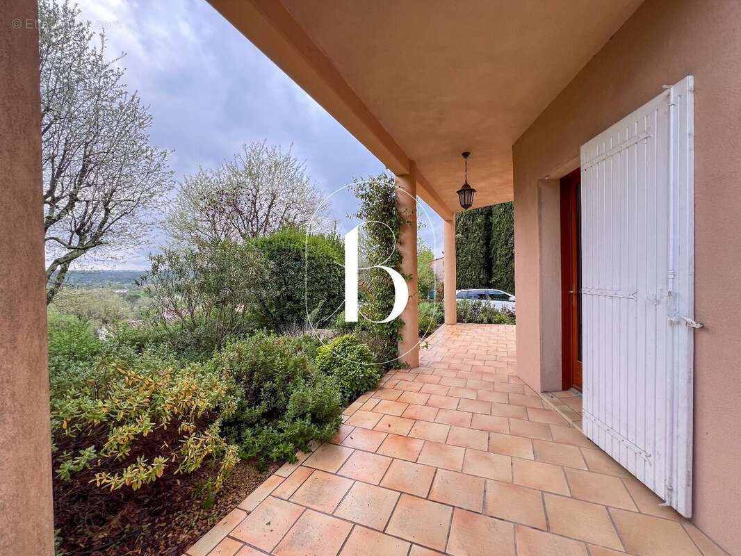 Maison à GOUDARGUES