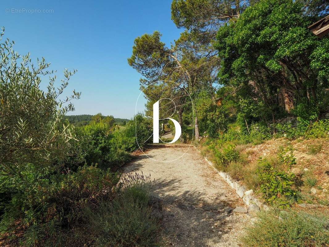 Maison à GOUDARGUES