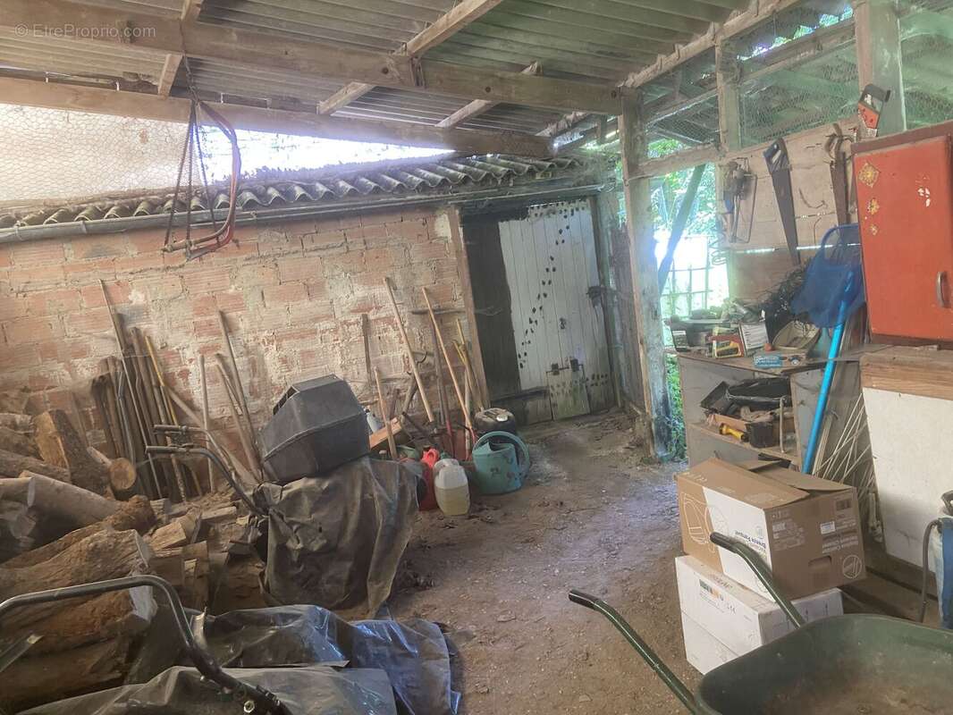 Maison à JOUX-LA-VILLE