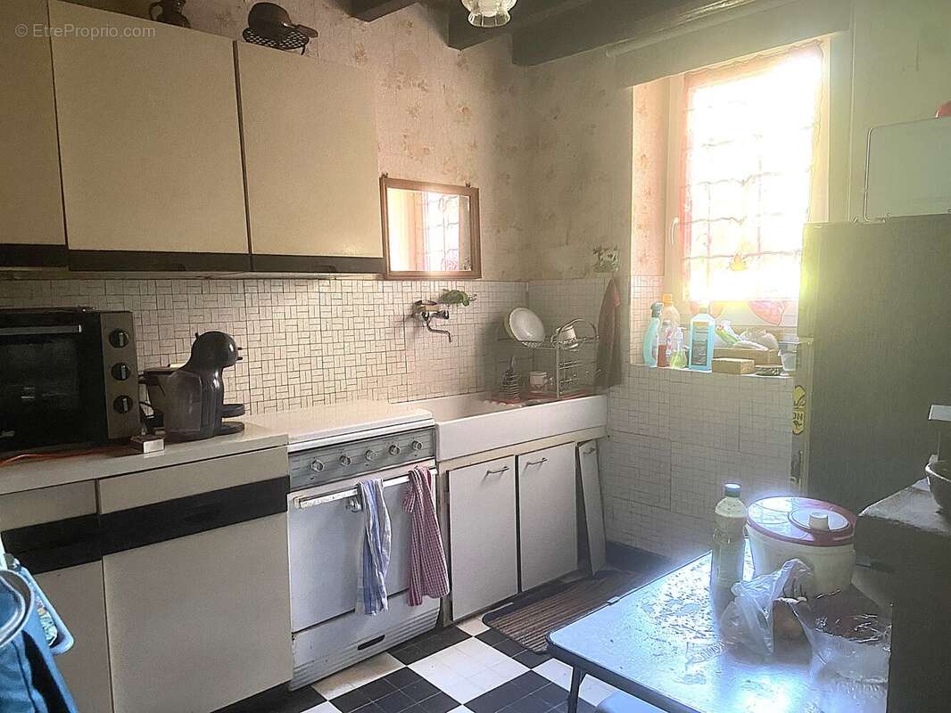 Maison à JOUX-LA-VILLE