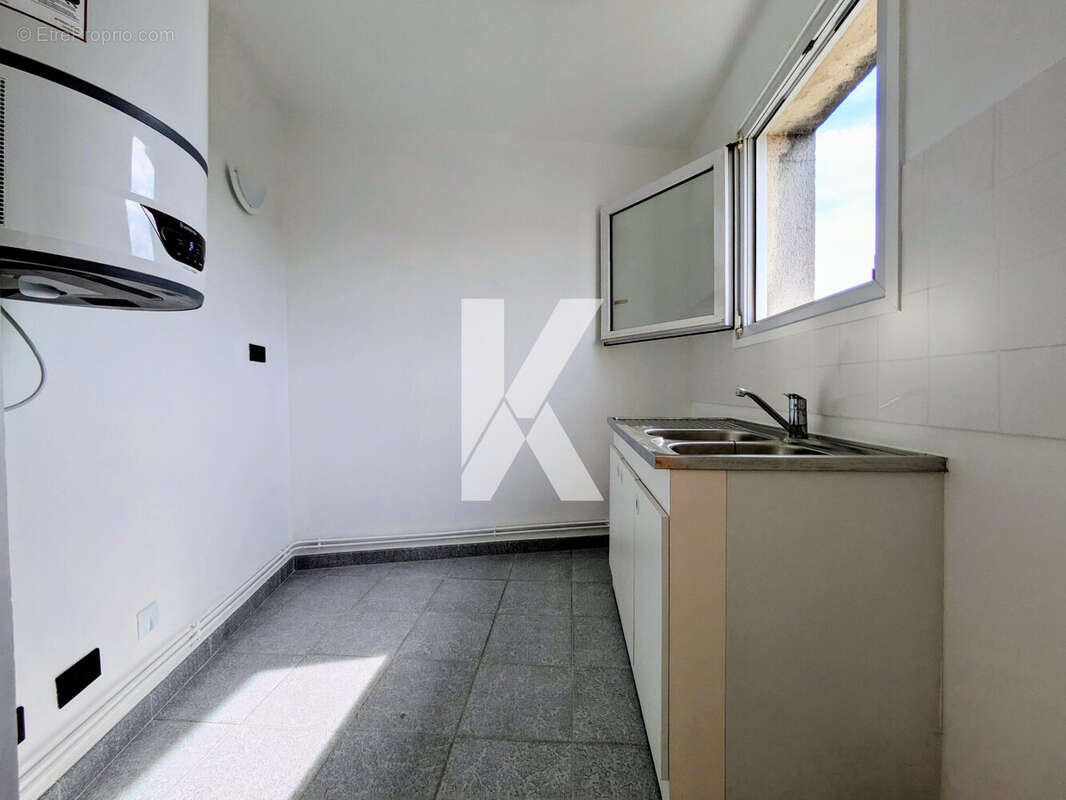 cuisine - Appartement à CORMEILLES-EN-PARISIS