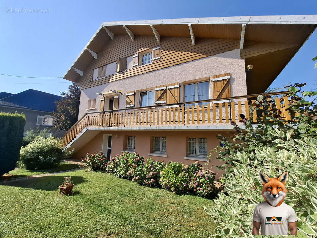 Maison à VERCEL-VILLEDIEU-LE-CAMP