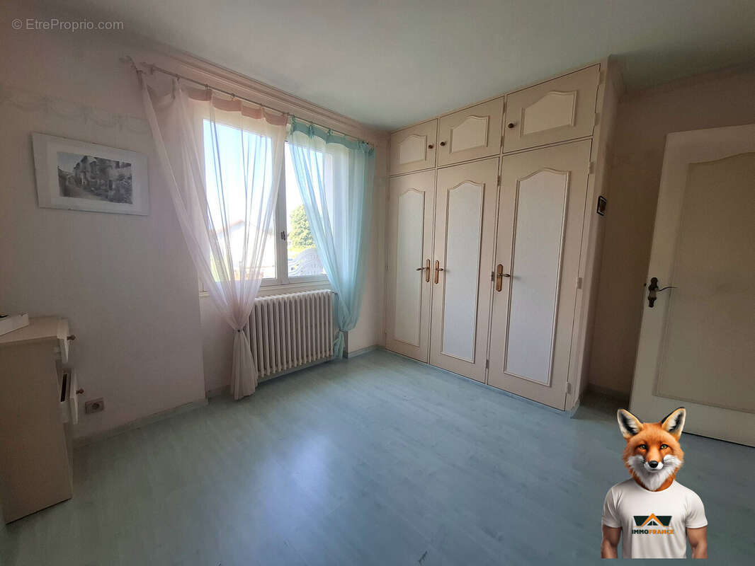 Maison à VERCEL-VILLEDIEU-LE-CAMP