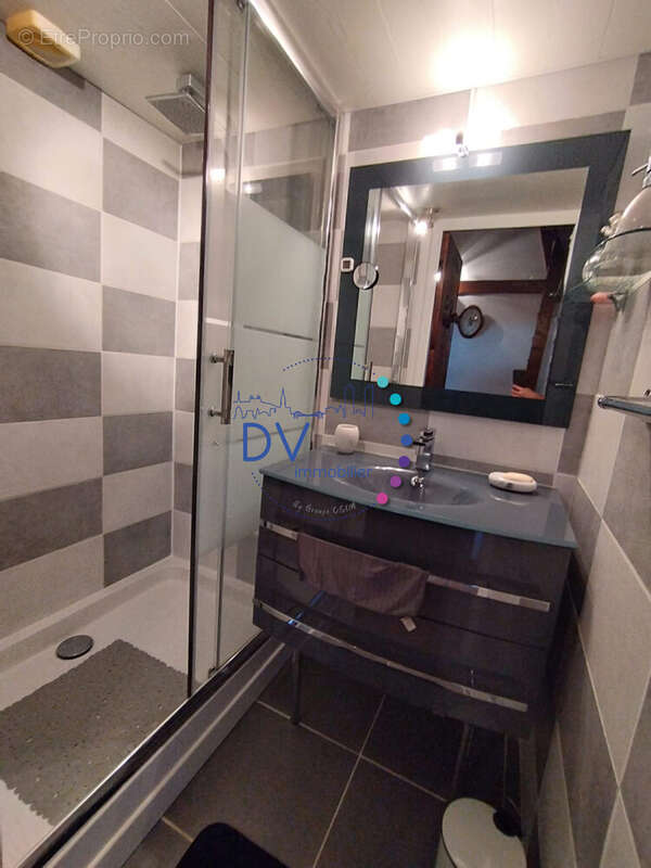 Maison à SAINT-JUST-D&#039;AVRAY