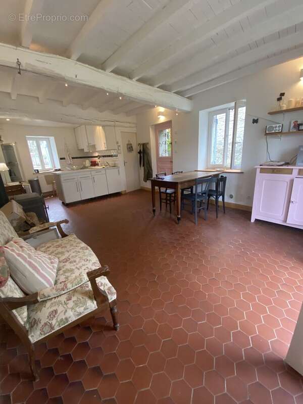 Maison à VOUTENAY-SUR-CURE