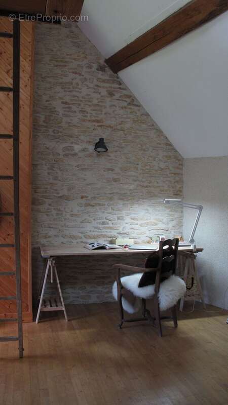 Maison à VOUTENAY-SUR-CURE